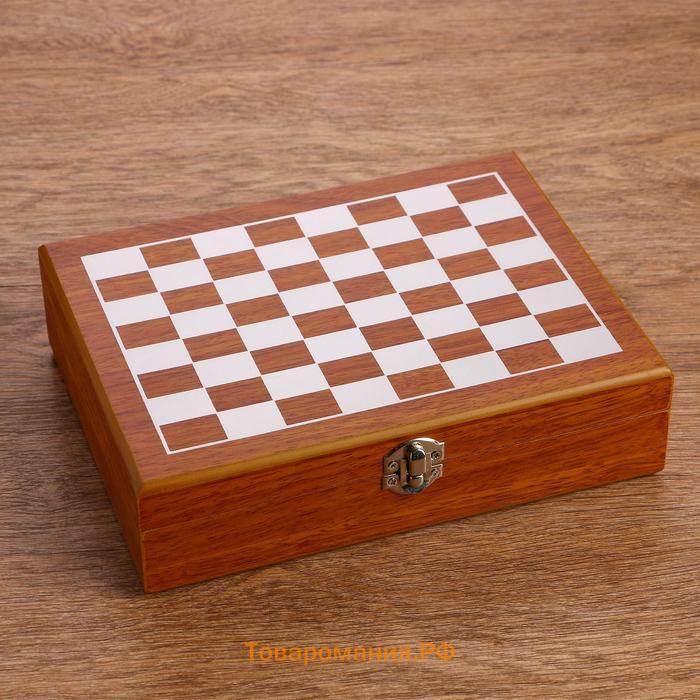 Набор 6 в 1: фляжка 8 oz, стопка, воронка, карты, кубики 5 шт, шахматы, 18 х 24 см