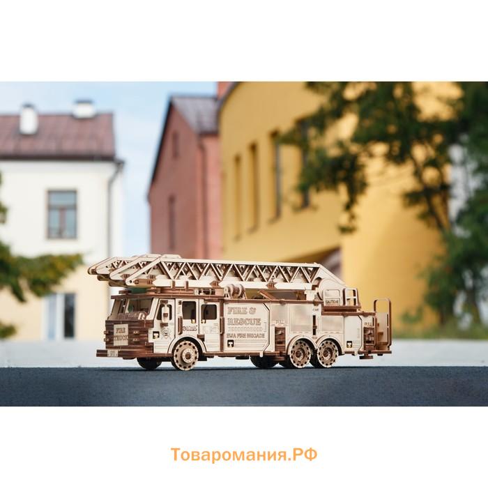 Сборная модель деревянная 3D EWA Пожарная машина с лестницей